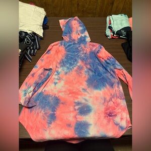 Discreet Pink and Blue Tie-Dye Top